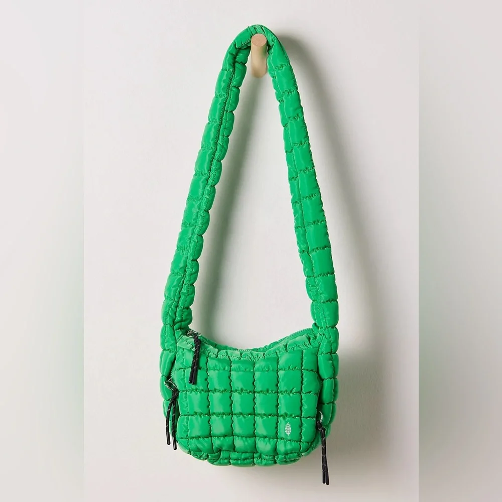 NWT FREE PEOPLE MOVEMENT Quilted Baby Carryall Sling Bag | Kelly Green MSRP $58 - Picture 1 of 11